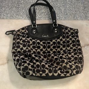 Coach Shoulder Bag